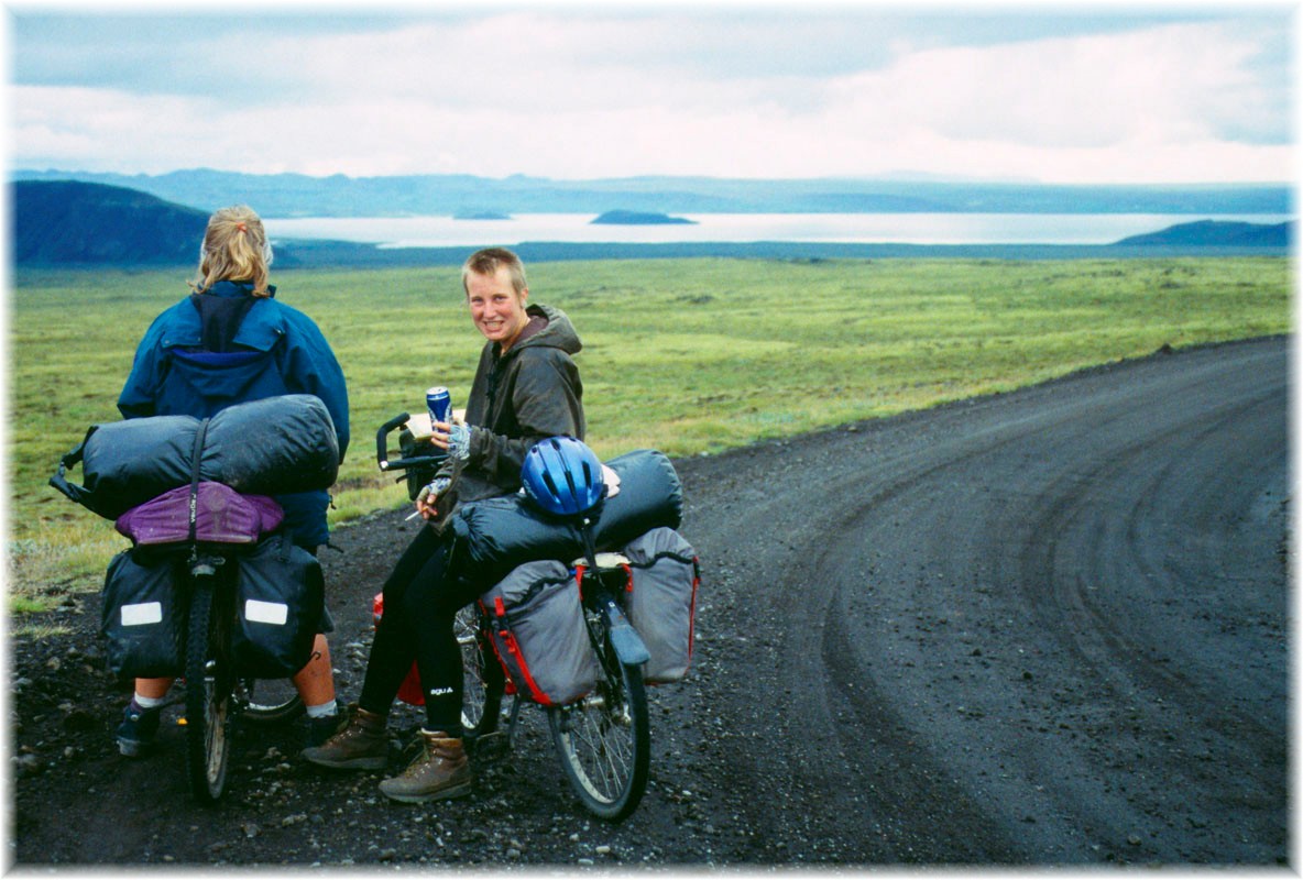 Island, wir fahren in Richtung Thingvellir