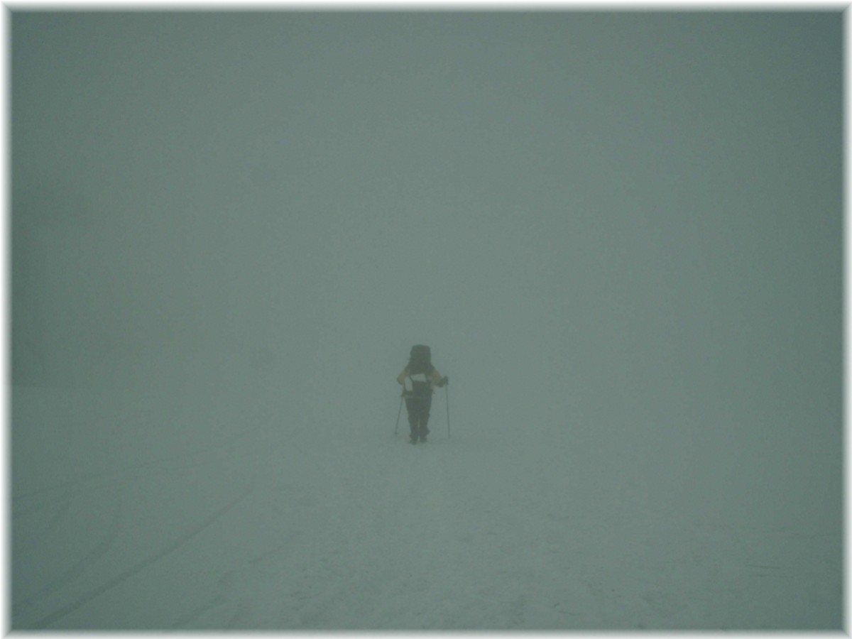 Abstieg vom Brocken im Nebel